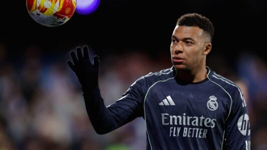 كيليان مبابي وجود بيلينجهام في تدريبات ريال مدريد قبل مواجهة مانشستر سيتي في دوري أبطال أوروبا