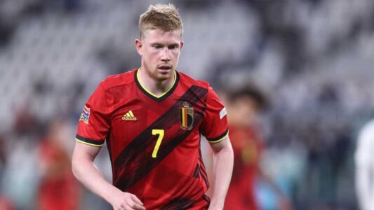 احتفال لاعبي منتخب بلجيكا بالأهداف في مرمى تونس خلال مباراة ودية